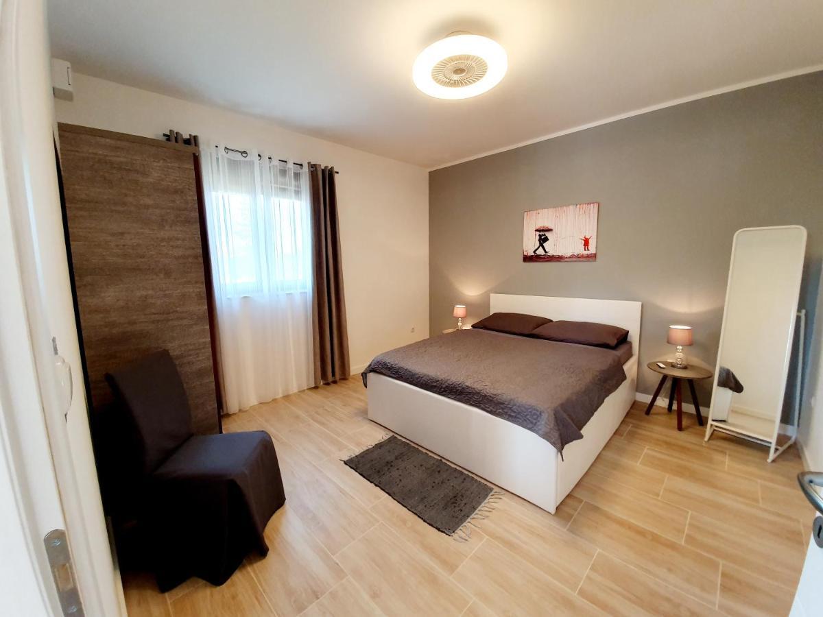 Apartmani Piero, Privlaka Privlaka  Exterior photo